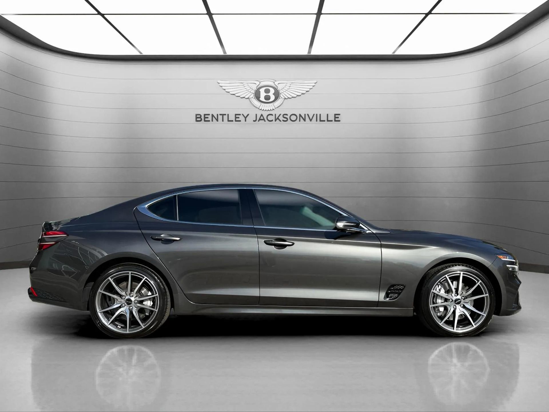 Used 2026 Genesis G70 2.5T Prestige image 5