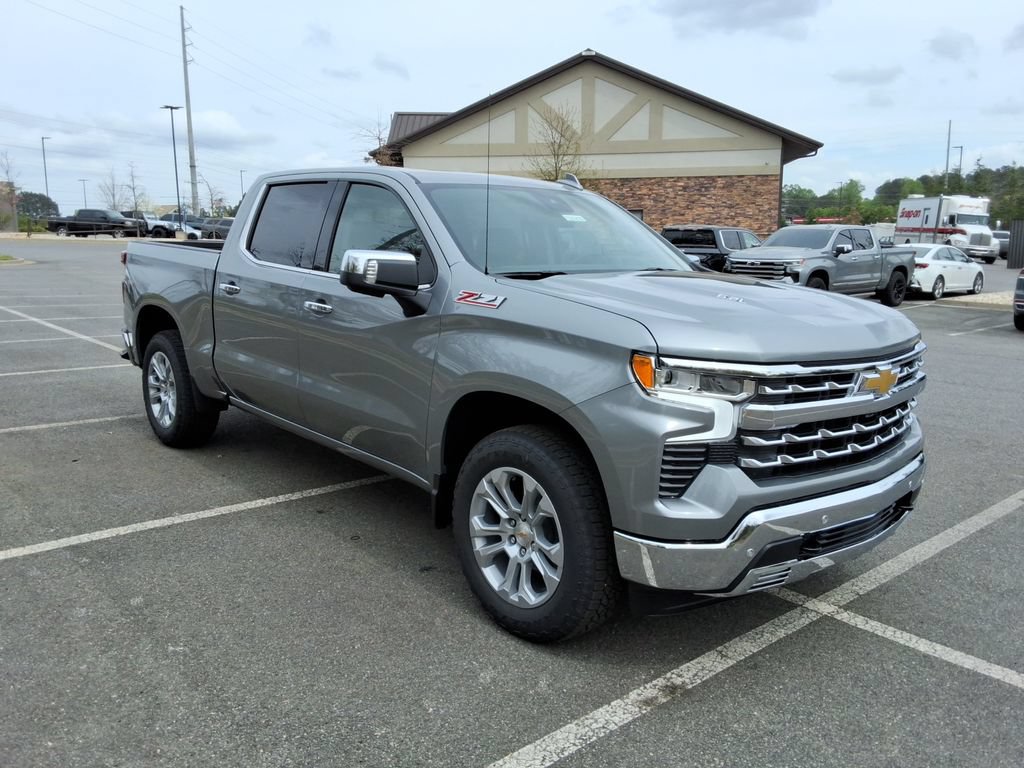 New 2026 Chevrolet Silverado 1500 LTZ w/ LTZ Premium Package AWD/4WD image 3