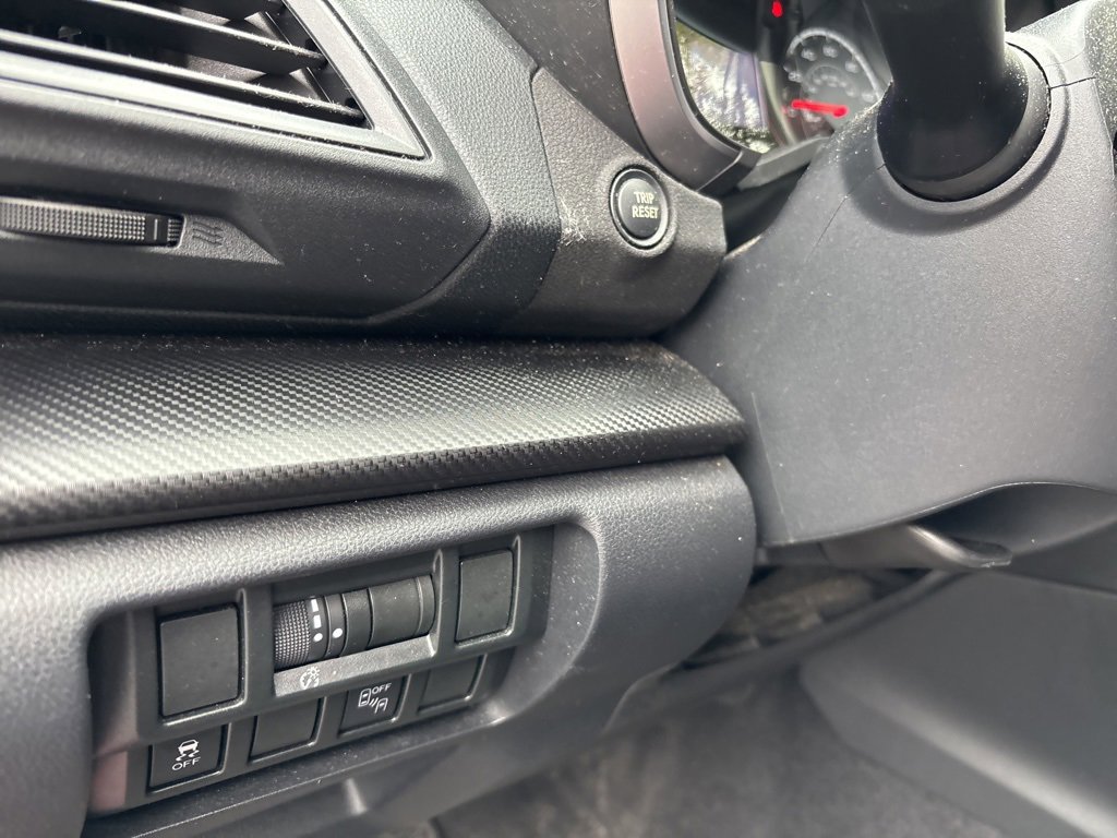 Used 2018 Subaru Crosstrek 2.0i Premium w/ Moonroof Package image 9