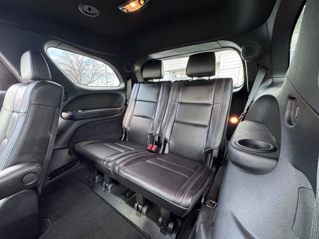 Used 2022 Dodge Durango R/T w/ Blacktop Package AWD/4WD image 17