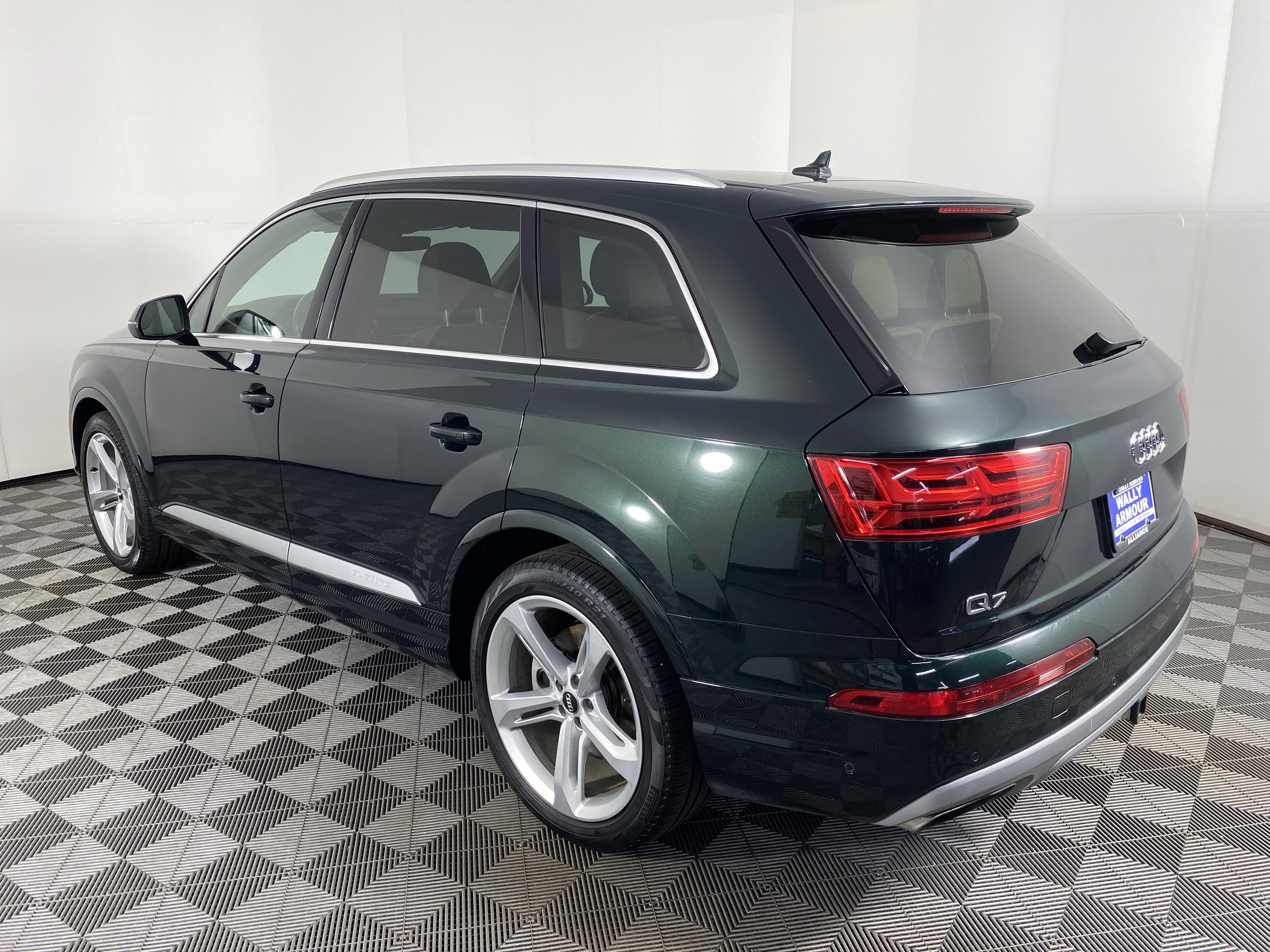 Used 2019 Audi Q7 3.0T Prestige image 10