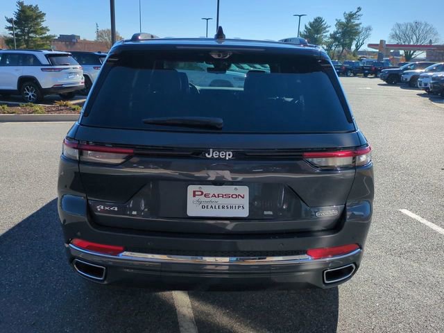 New 2025 Jeep Grand Cherokee Overland w/ Luxury Tech Group IV image 5