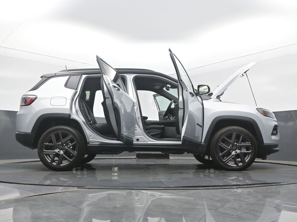 New 2026 Jeep Compass Limited image 61