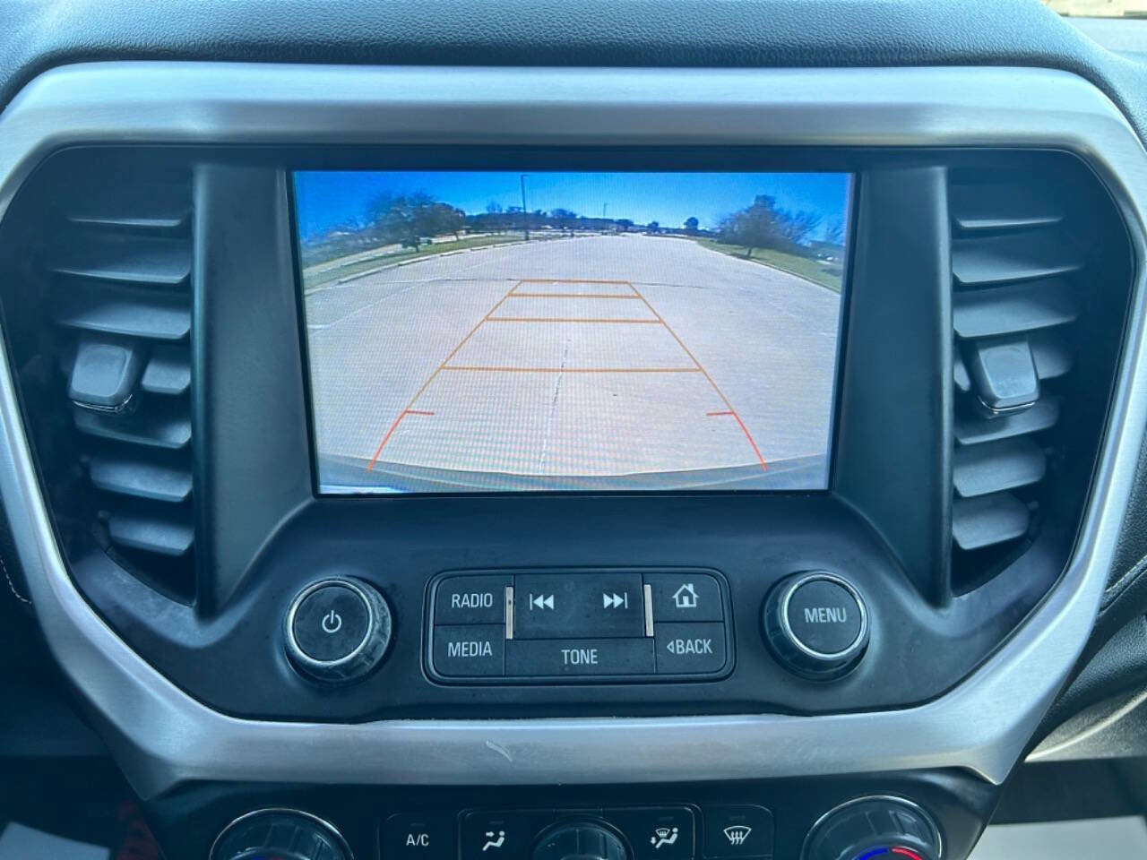 Used 2019 GMC Acadia SLT image 23