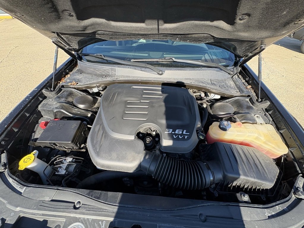 Used 2022 Chrysler 300 S image 17