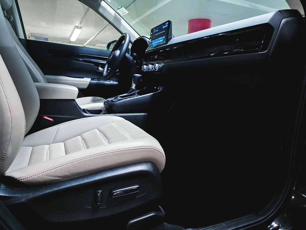 Used 2024 Honda CR-V EX-L image 32