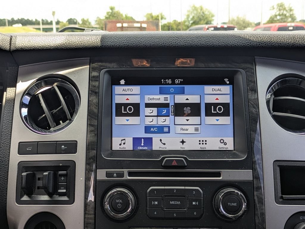 Used 2017 Ford Expedition Limited w/ Equipment Group 301A RWD image 21