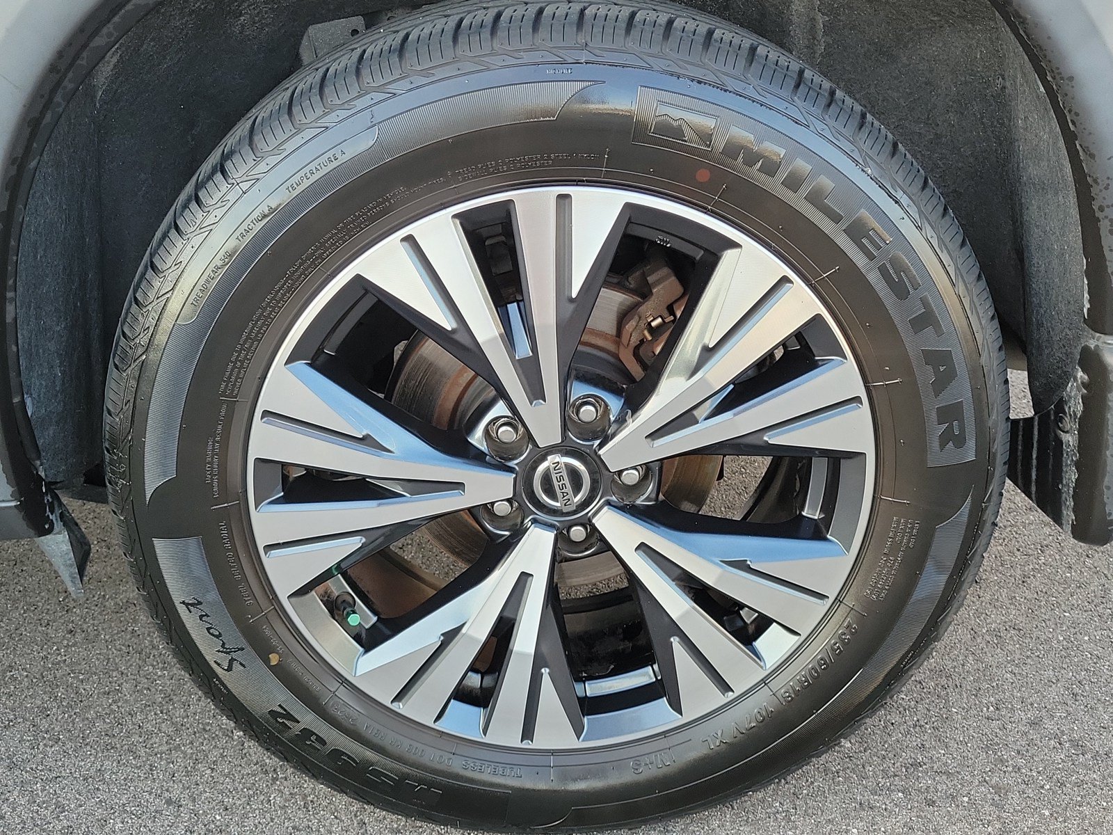 Used 2021 Nissan Rogue SV FWD image 12