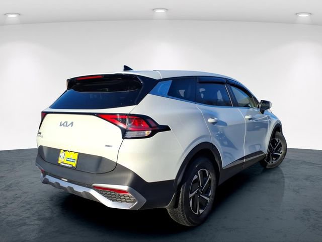 Used 2023 Kia Sportage LX image 7
