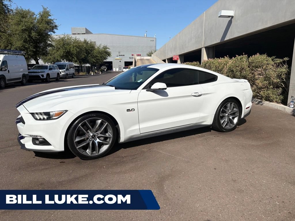 Used 2017 Ford Mustang GT Premium RWD image 1