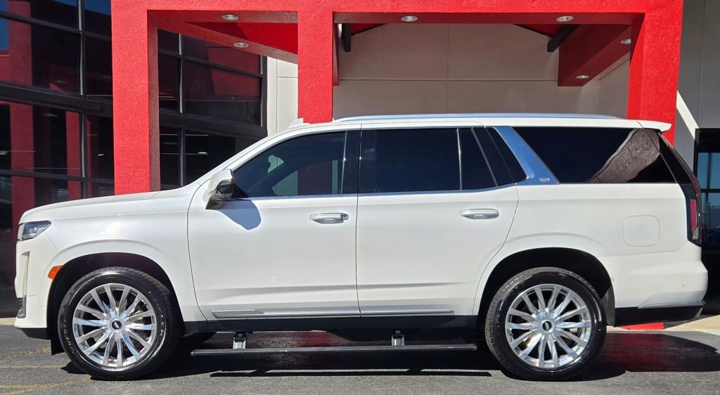 Used 2021 Cadillac Escalade Premium Luxury w/ Performance Package image 7