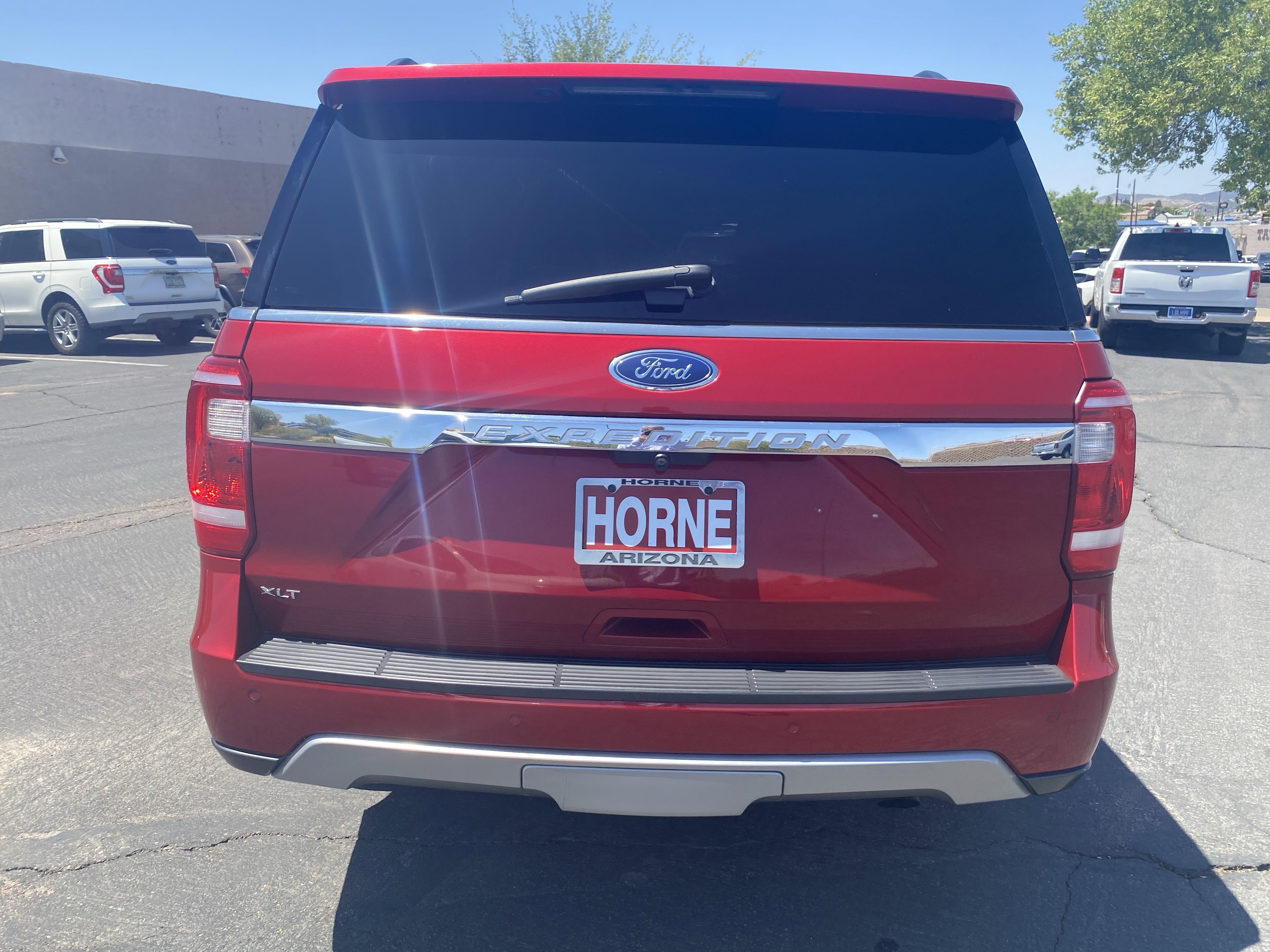 Used 2020 Ford Expedition XLT RWD image 3