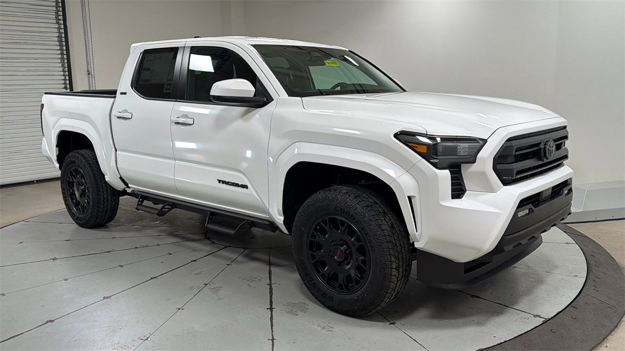 New 2026 Toyota Tacoma SR5 image 3