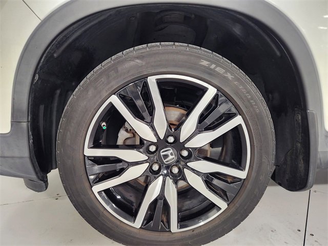 Used 2019 Honda Pilot Touring image 8