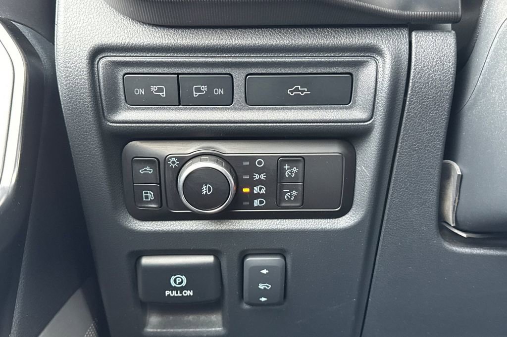 Used 2023 Ford F150 Platinum w/ Equipment Group 701A High image 32