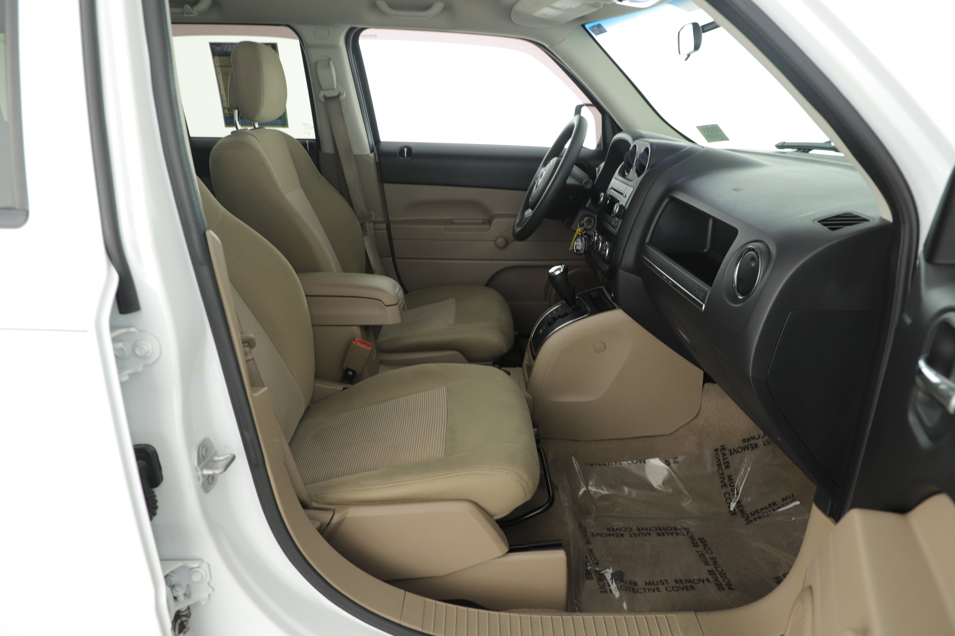 Used 2015 Jeep Patriot Sport FWD image 13