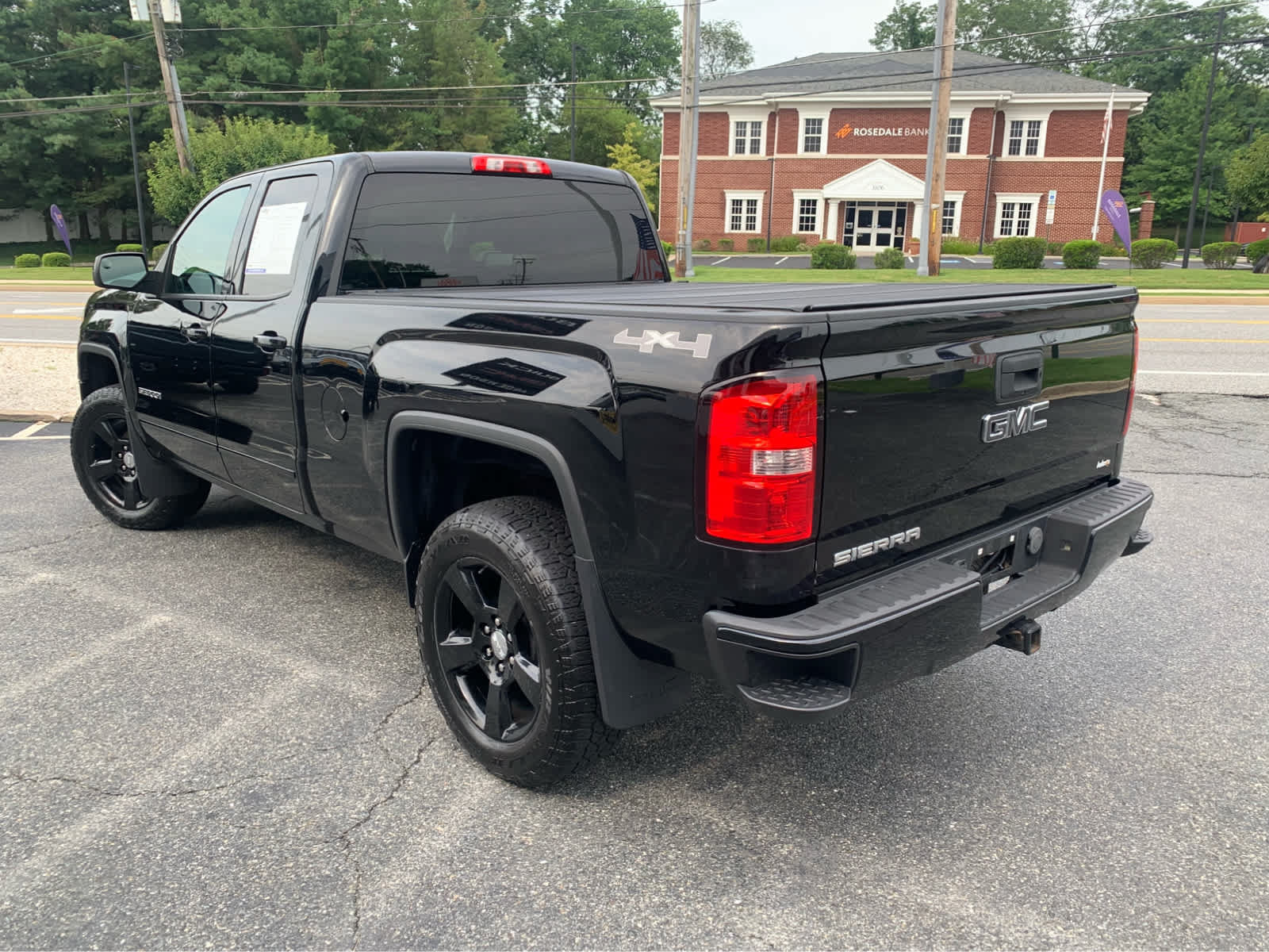 Used 2015 GMC Sierra 1500 4x4 Double Cab image 4