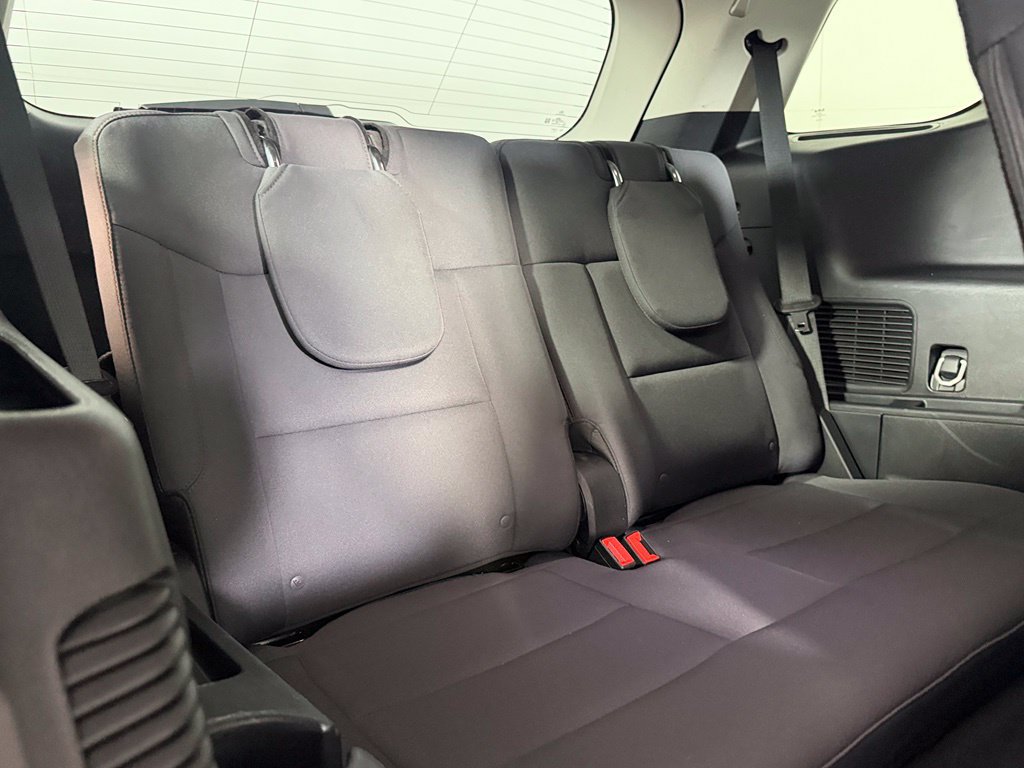 Used 2025 Ford Explorer Active RWD image 20