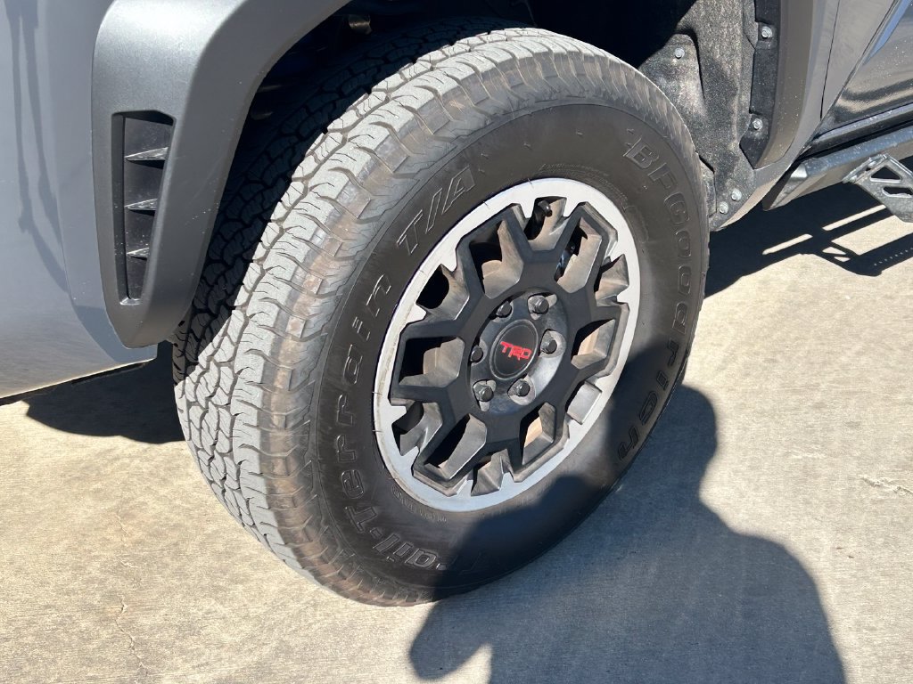 Used 2026 Toyota Tacoma TRD Off-Road AWD/4WD image 9