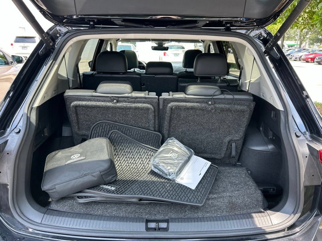 Used 2022 Volkswagen Tiguan SE FWD image 51