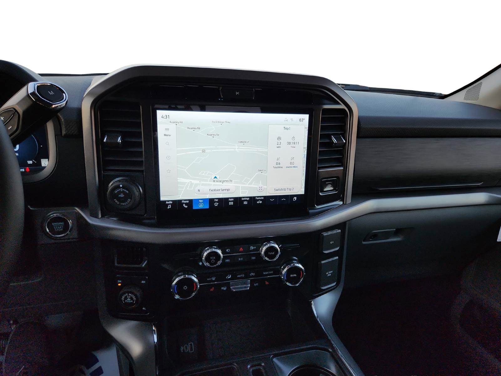 New 2025 Ford F150 XLT w/ Equipment Group 302A MID image 17