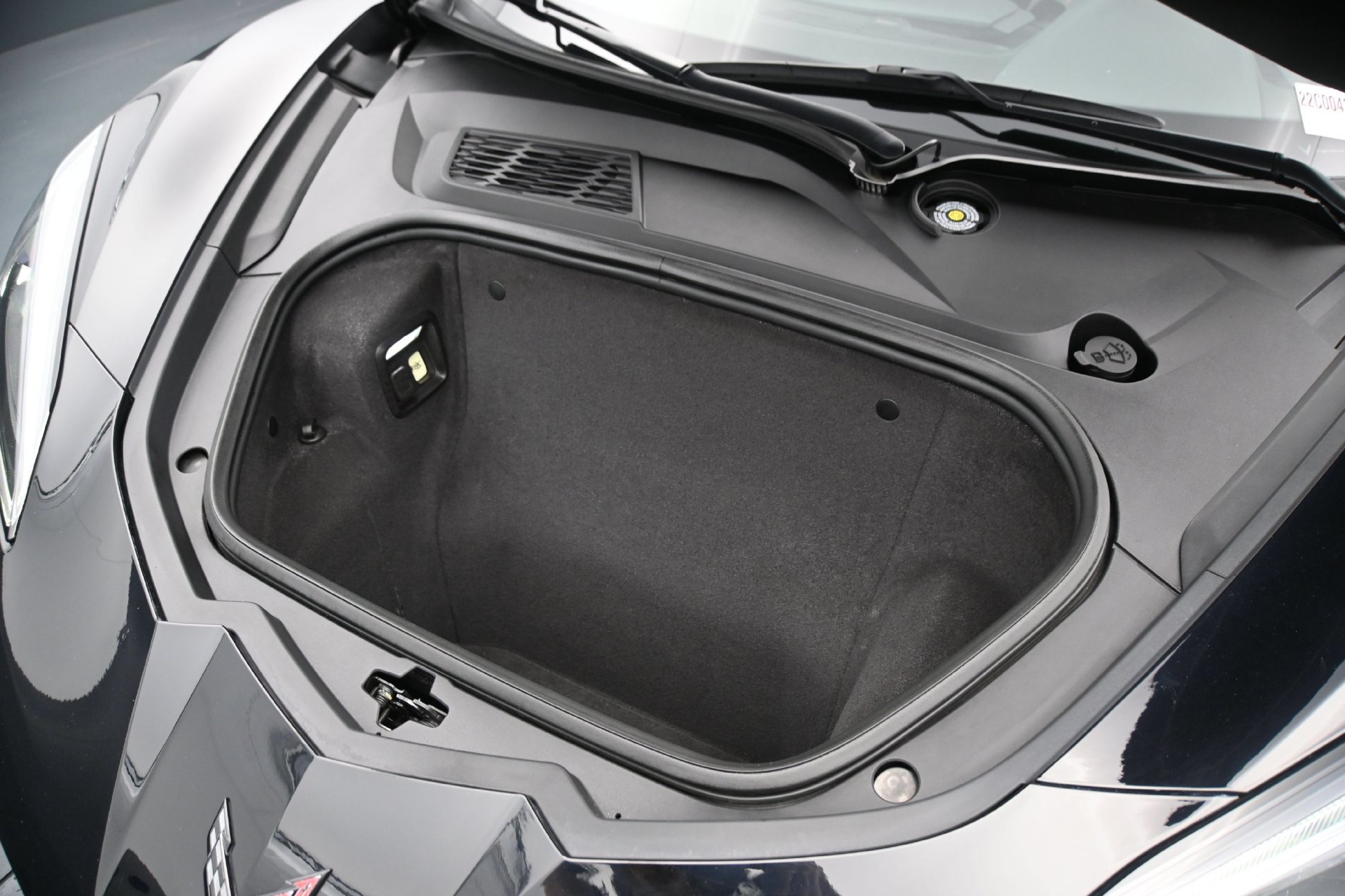 Used 2021 Chevrolet Corvette Stingray Convertible w/ Z51 Performance Package RWD image 47