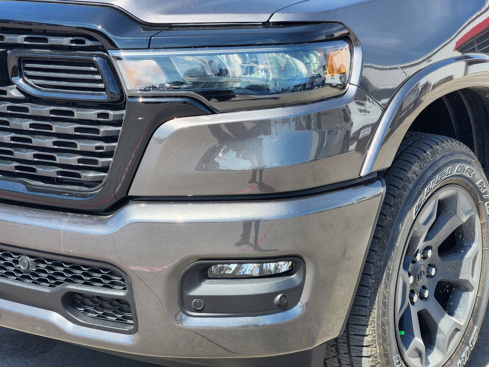 New 2026 RAM 1500 4x4 Crew Cab image 9