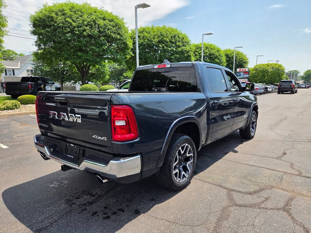 Used 2026 RAM 1500 Laramie AWD/4WD image 3