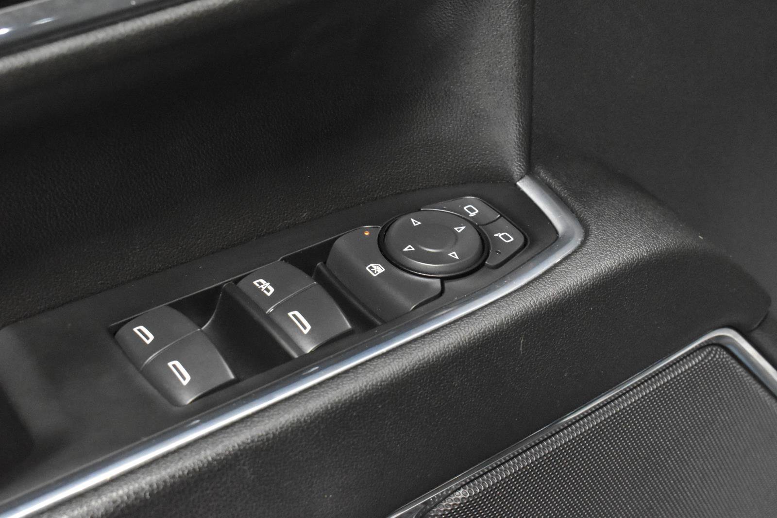 Used 2024 Chevrolet Silverado 1500 LT image 13