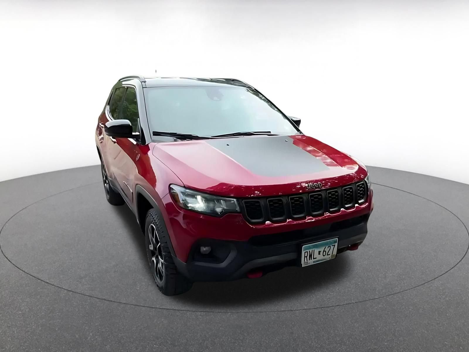 Used 2025 Jeep Compass Trailhawk AWD/4WD image 7