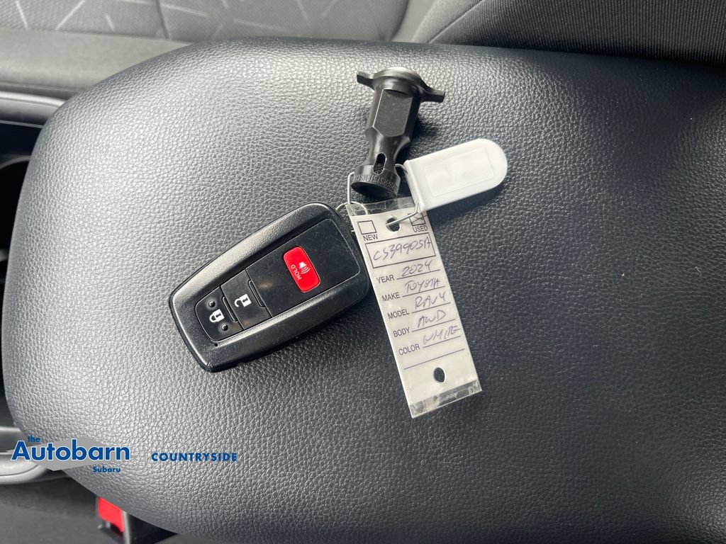 Used 2024 Toyota RAV4 XLE AWD/4WD image 27