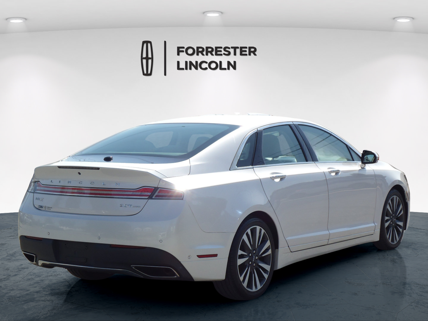 Used 2020 Lincoln MKZ Reserve w/ Monochromatic Package AWD/4WD image 3