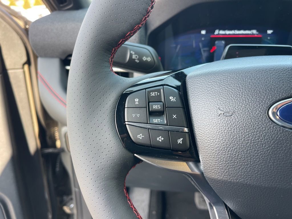 New 2026 Ford Explorer ST-Line w/ ST-Line Street Pack image 15