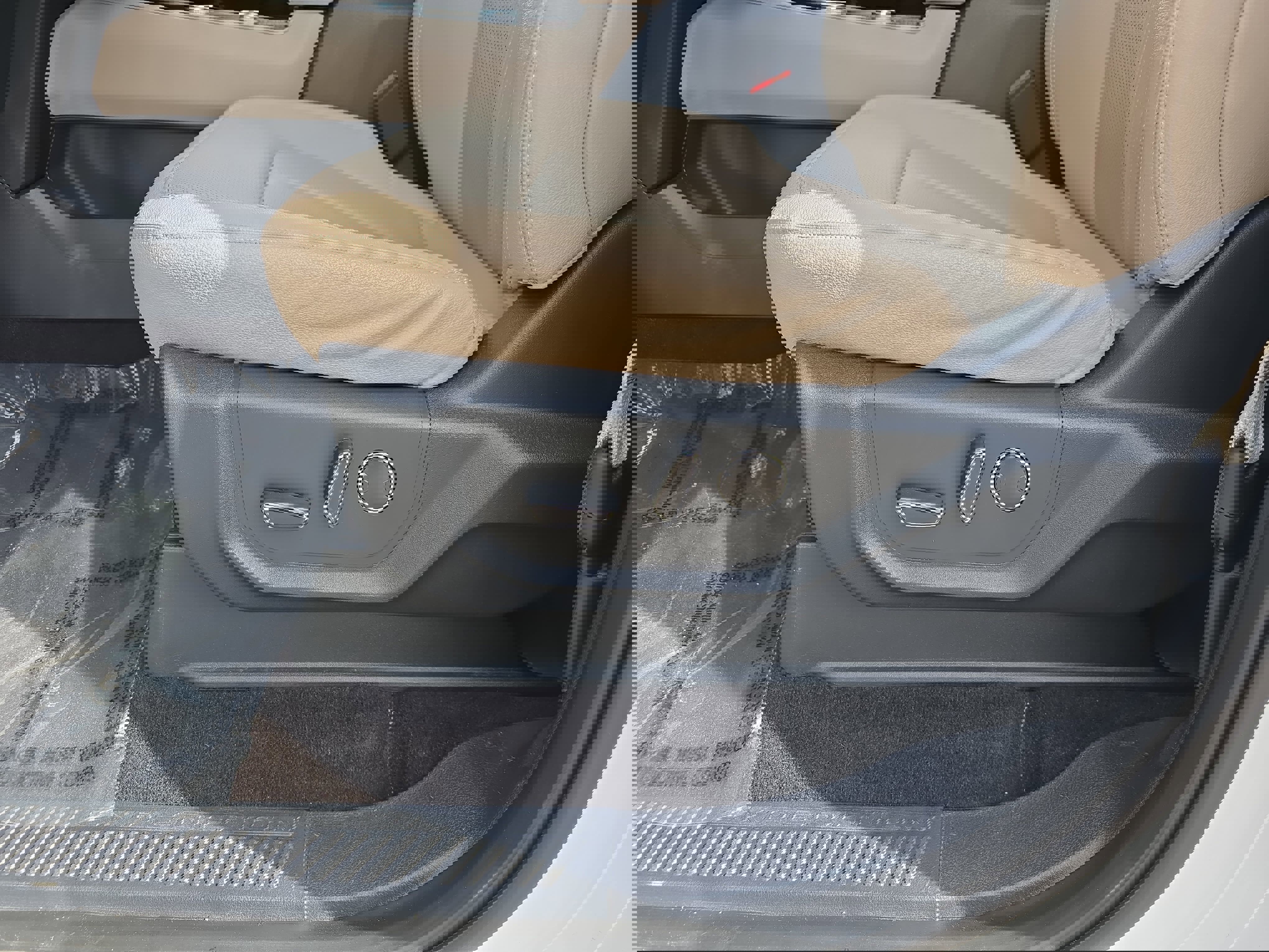 Used 2023 Ford Expedition Max Limited image 31