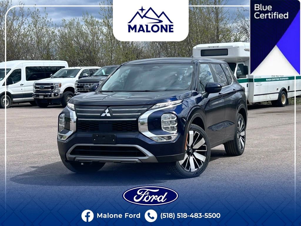 Used 2025 Mitsubishi Outlander SE AWD/4WD image 1