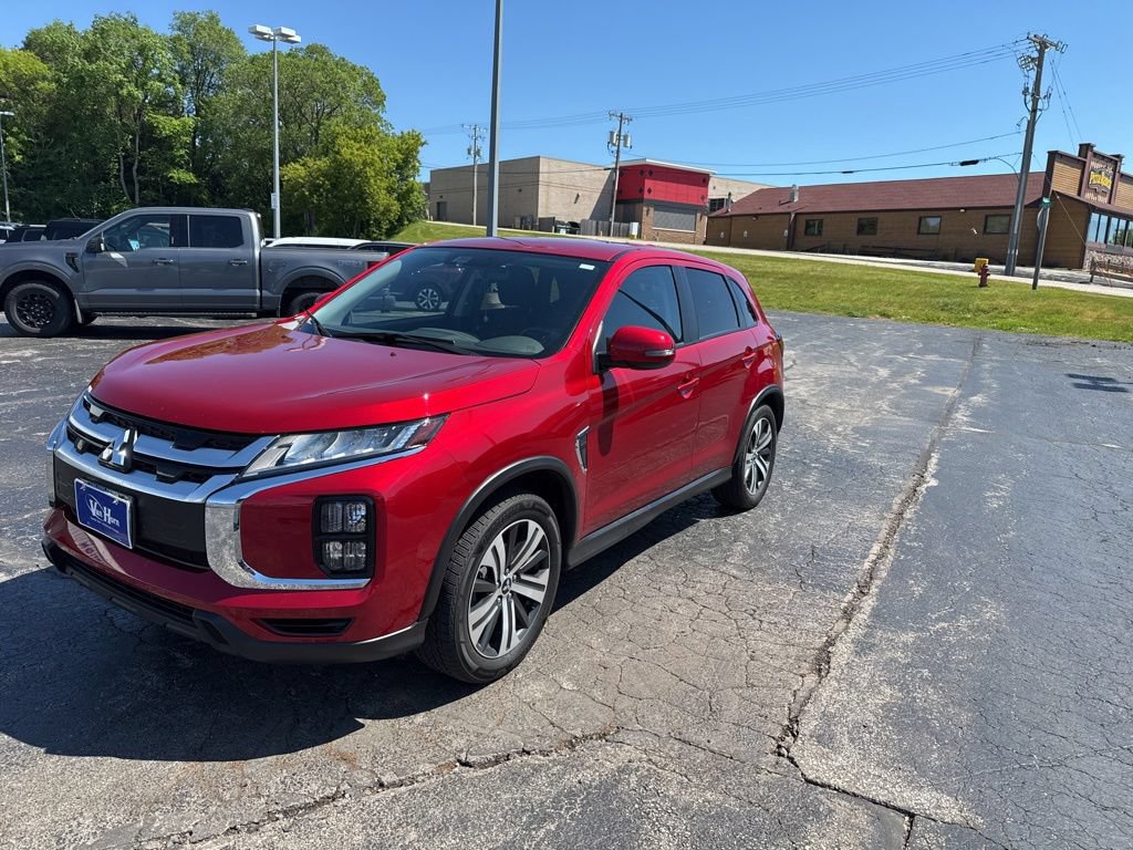 Used 2021 Mitsubishi Outlander Sport ES AWD/4WD image 2