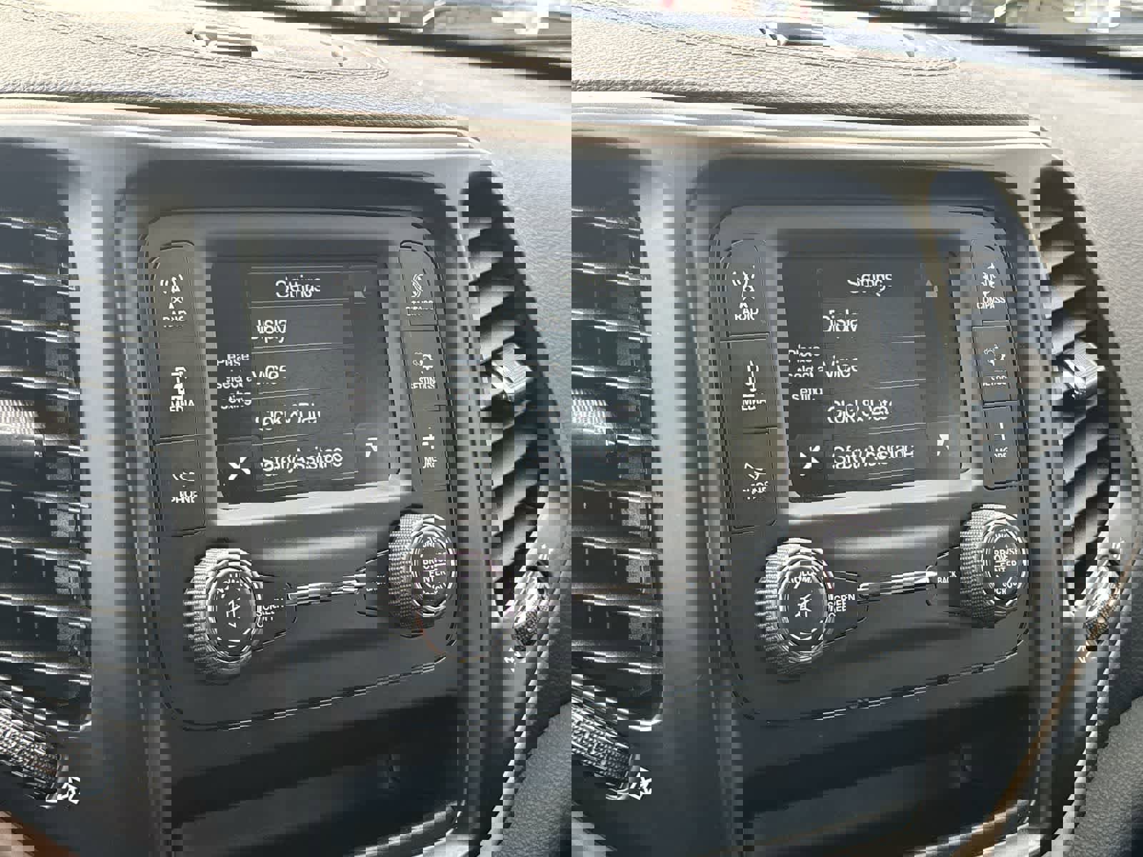 Certified 2018 Jeep Cherokee Latitude image 19