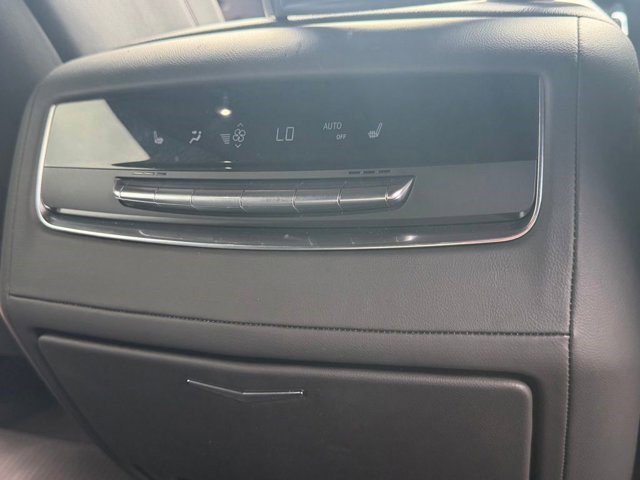 Used 2026 Cadillac Escalade Sport w/ LPO, ONYX Package AWD/4WD image 17