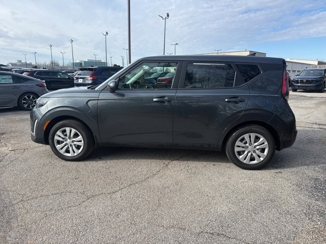 Used 2024 Kia Soul LX image 5