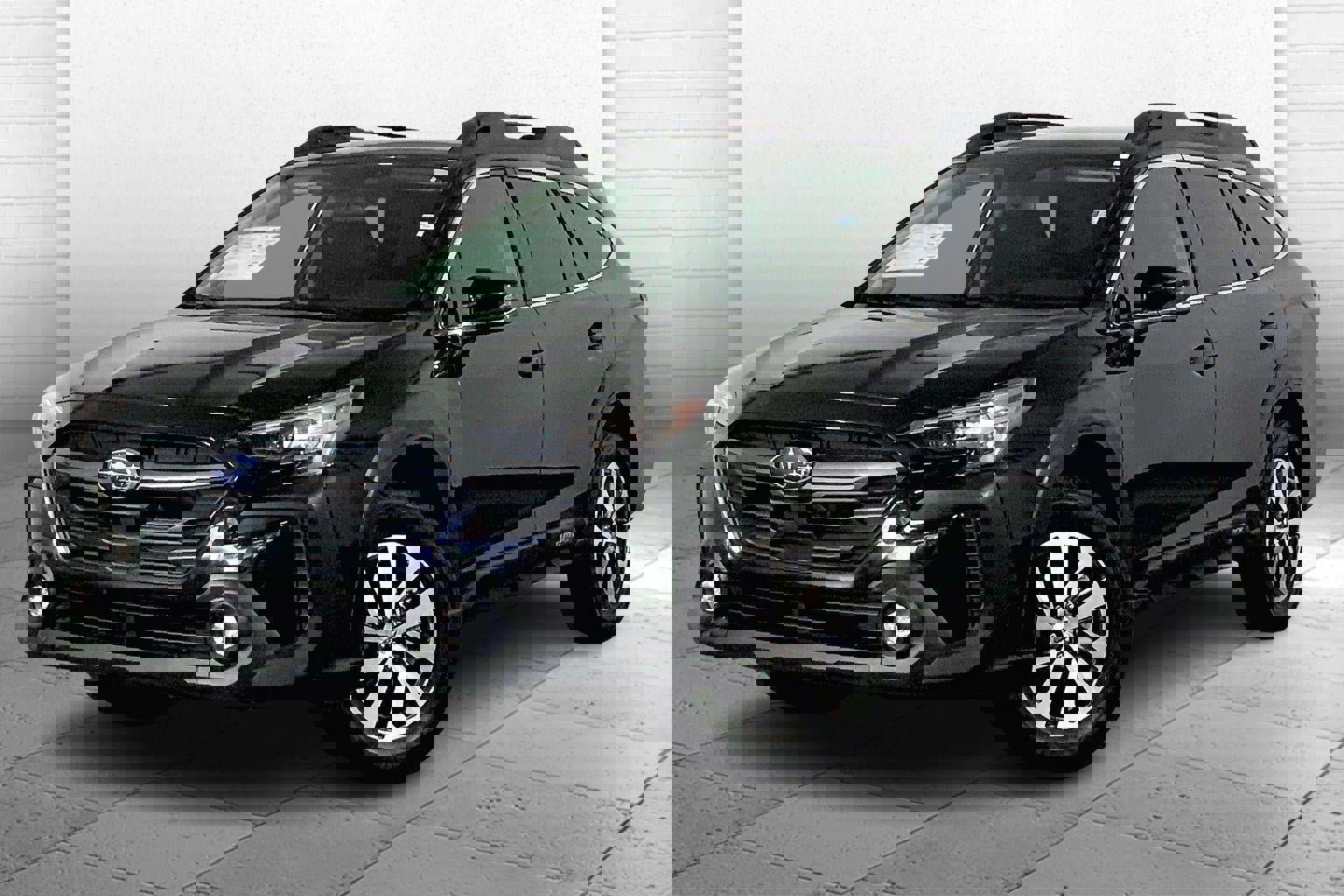 Used 2024 Subaru Outback Premium image 12