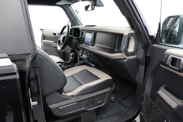 Used 2023 Ford Bronco Wildtrak AWD/4WD image 27