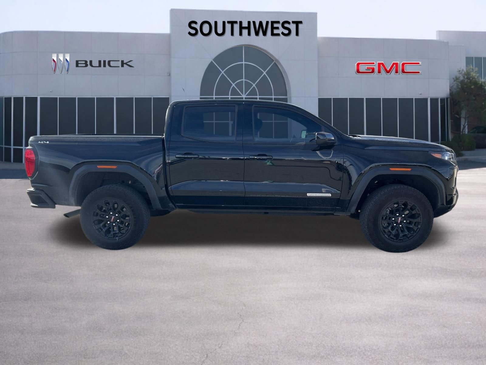 Used 2026 GMC Canyon Elevation w/ Convenience Package image 4