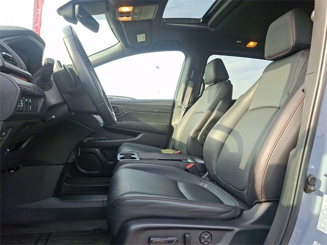 Used 2024 Honda Odyssey Sport image 14
