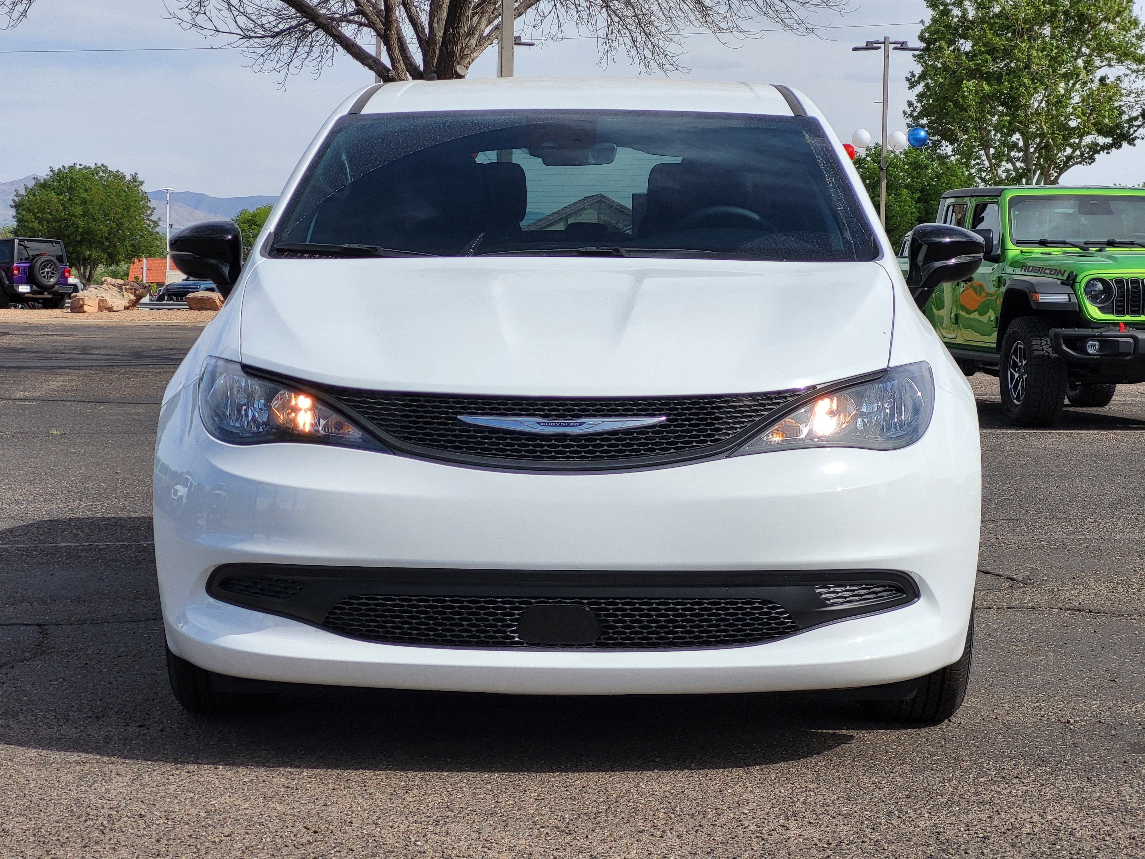 New 2026 Chrysler Voyager LX FWD image 2