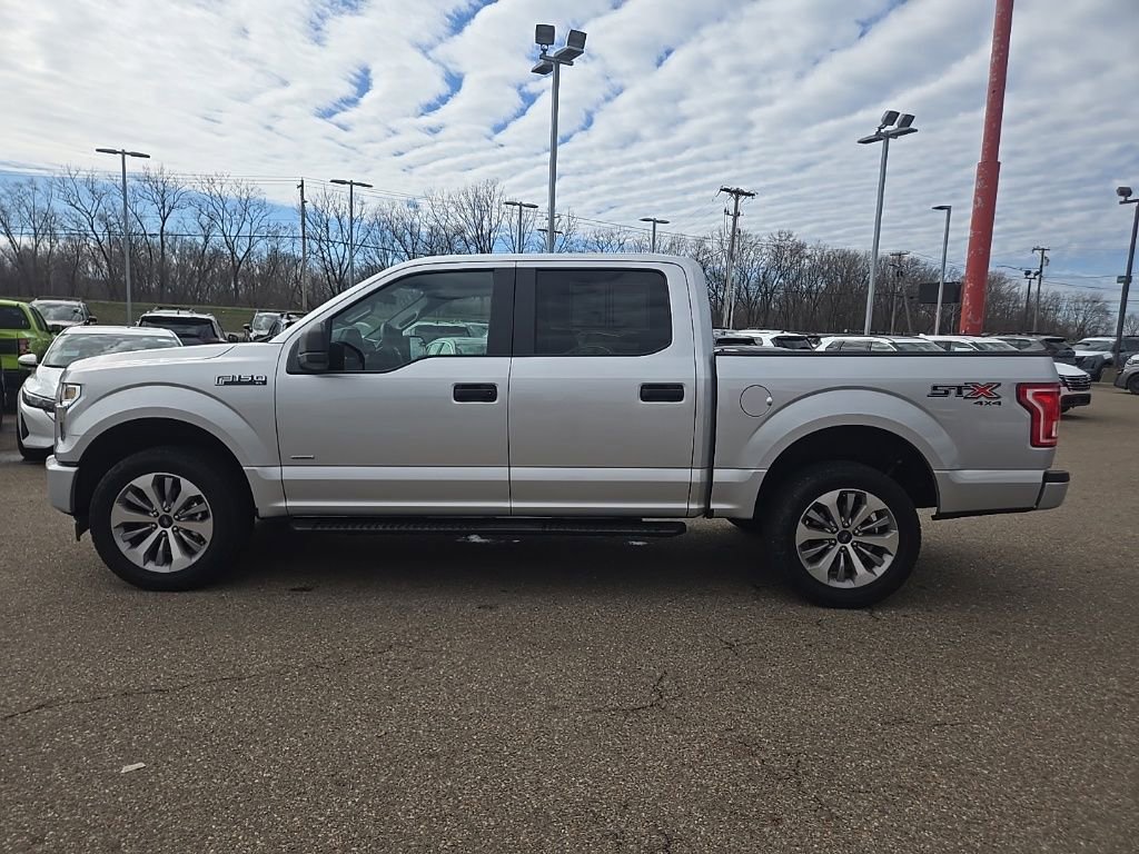 Used 2017 Ford F150 XL w/ Equipment Group 101A Mid AWD/4WD image 4