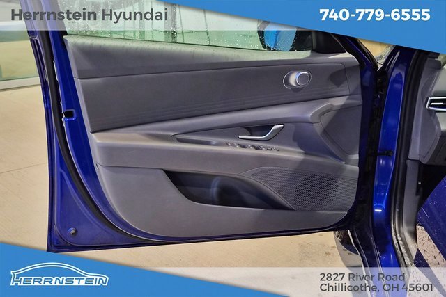 Used 2024 Hyundai Elantra SEL image 16