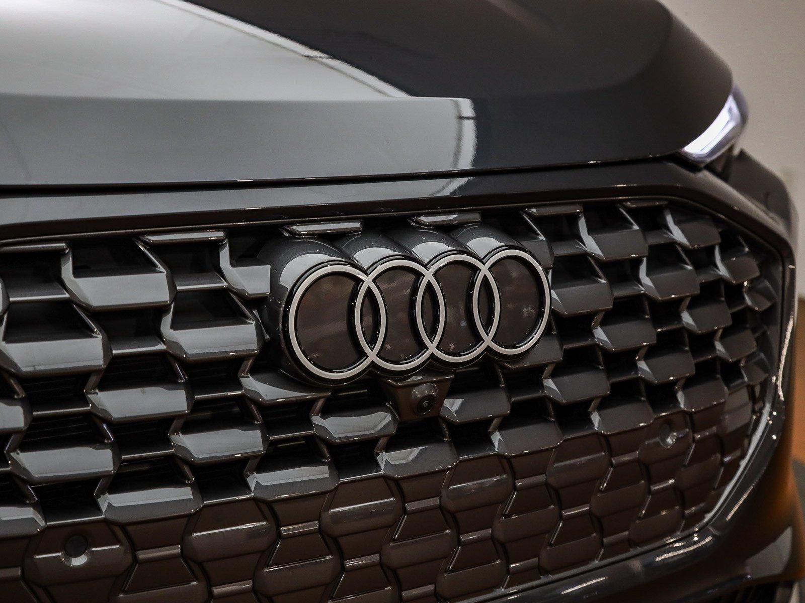 Certified 2025 Audi Q5 Premium w/ Premium Plus AWD/4WD image 6