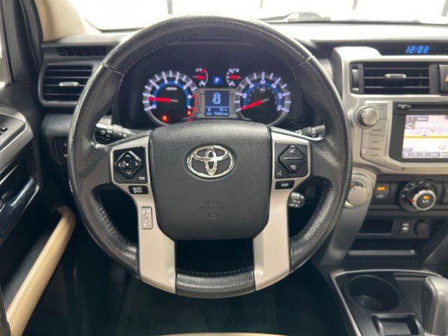 Used 2014 Toyota 4Runner SR5 Premium image 16