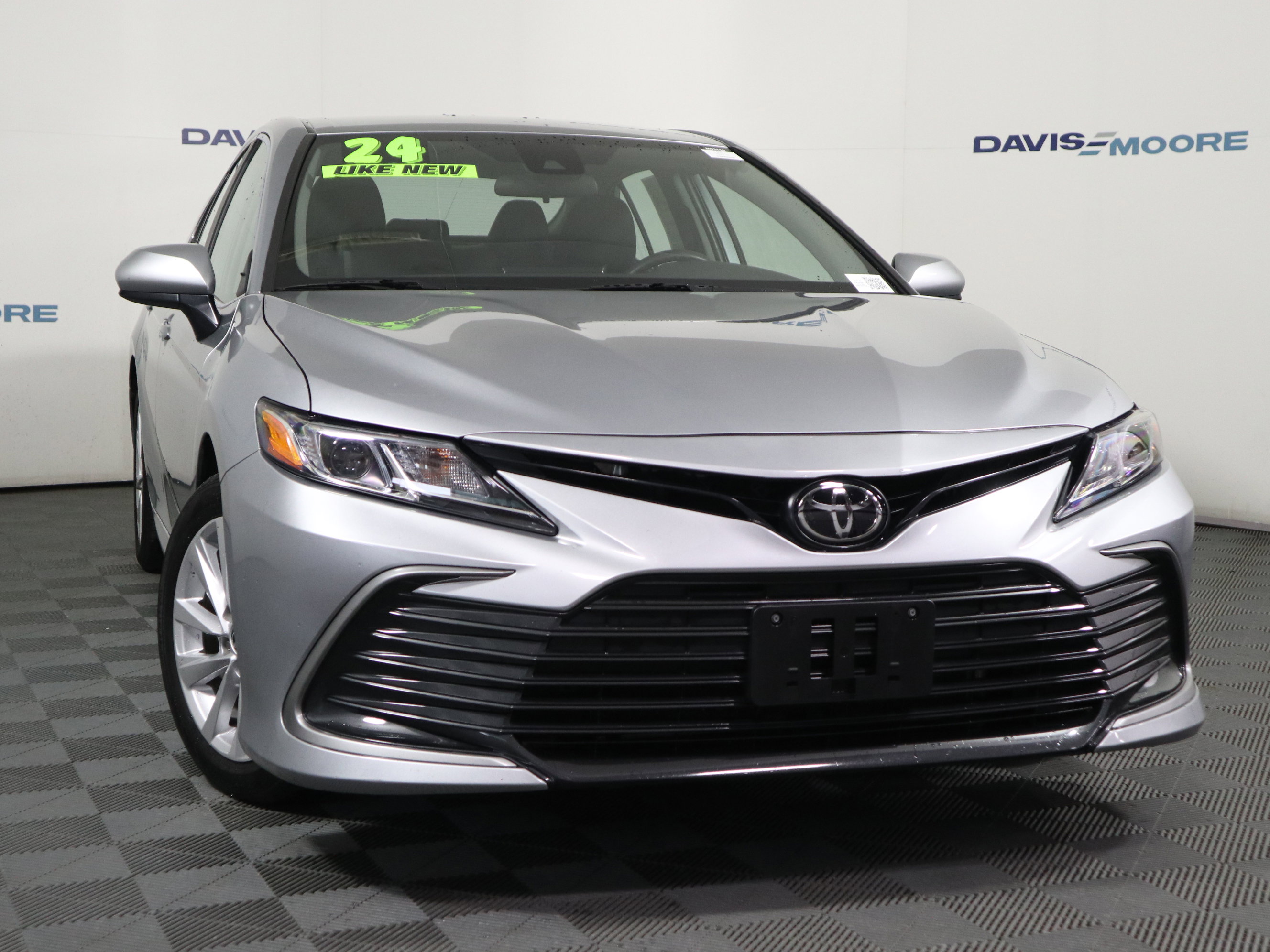 Used 2024 Toyota Camry LE video 2