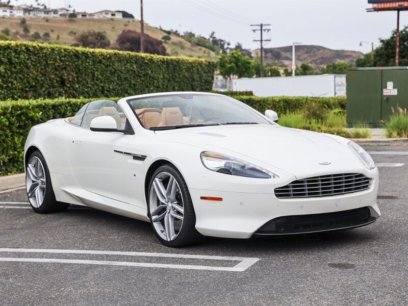 Used 2016 Aston Martin DB9 GT RWD image 4